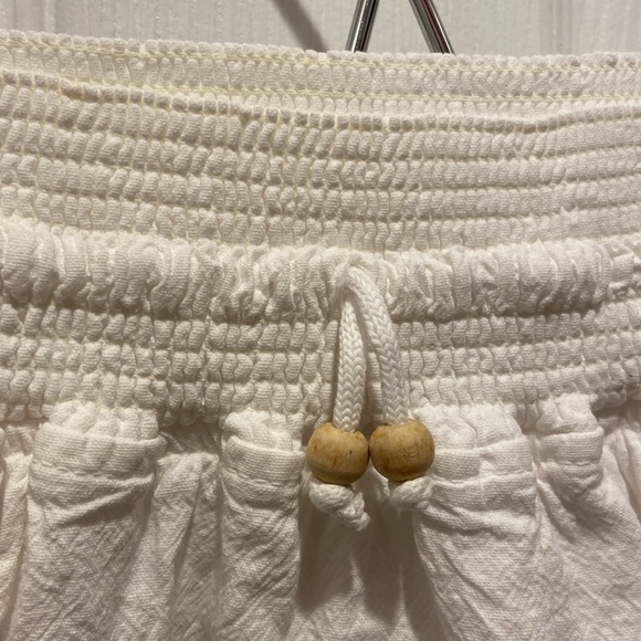 Peruvian Fabrics Crochet Detailed White Beach Skort - Picture 4 of 14